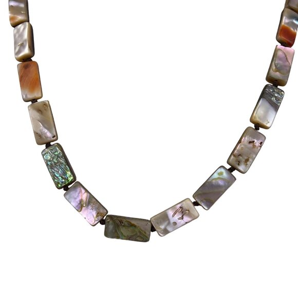 Les Bernard Womens Mother-Of-Pearl Gold-Tone Statement Necklace - Picture 3 of 5